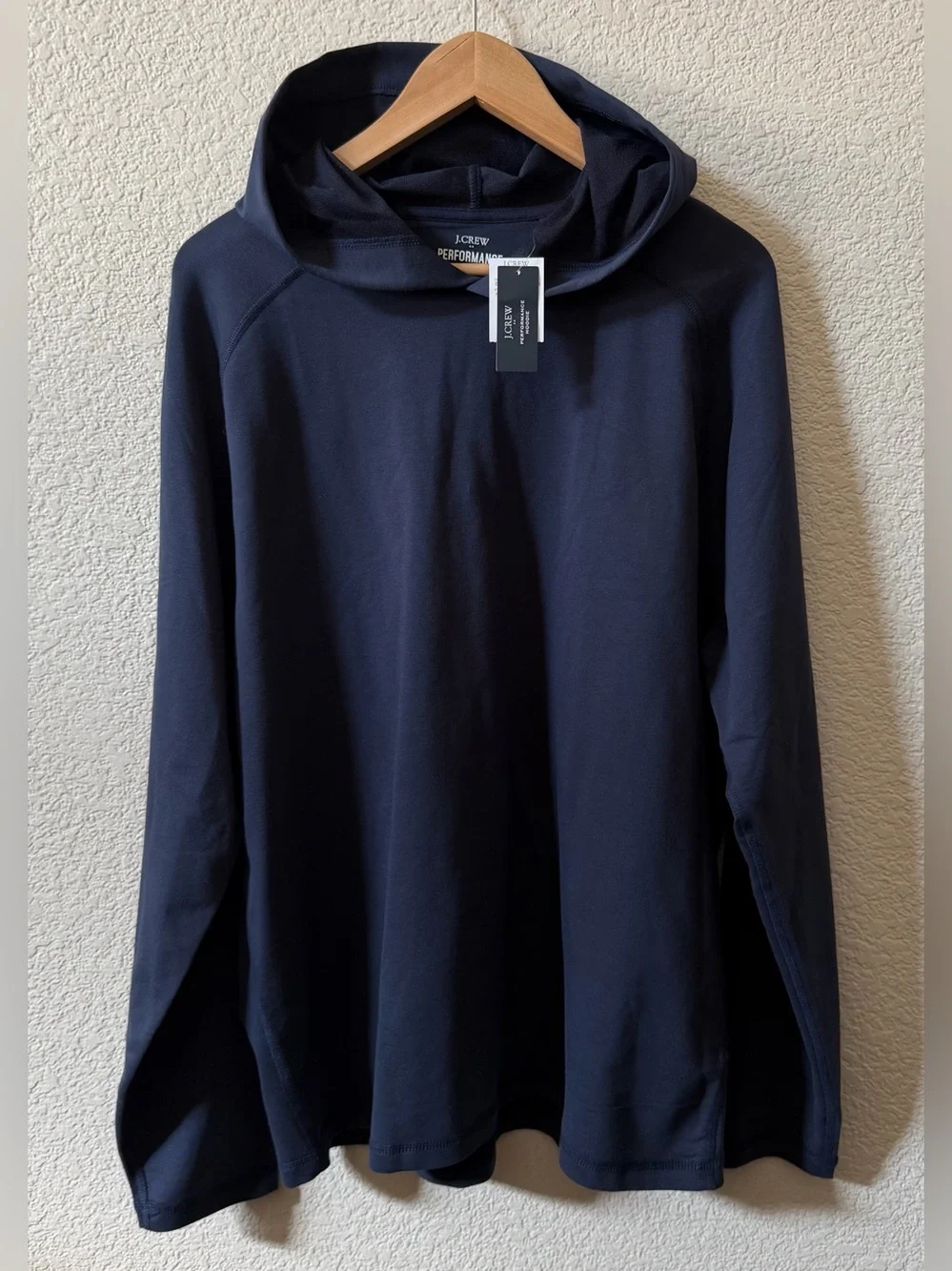 J CREW men’s Size Large Navy Performance Hoodie UPF 50+ Moisture Wicking